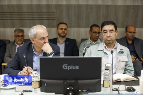 نشست مدیرعامل گروه فولاد مبارکه با مدیران عامل هلدینگ‌های توکا فولاد و آتیه فولاد نقش جهان،
