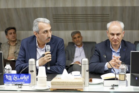 نشست مدیرعامل گروه فولاد مبارکه با مدیران عامل هلدینگ‌های توکا فولاد و آتیه فولاد نقش جهان،