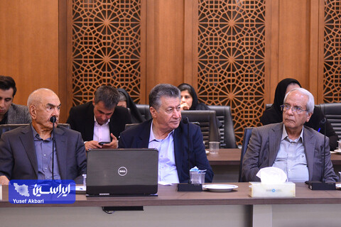 نشست هم‌اندیشی فعالان صنعت فولاد در اتاق بازرگانی اصفهان
