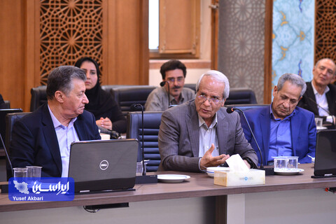 نشست هم‌اندیشی فعالان صنعت فولاد در اتاق بازرگانی اصفهان