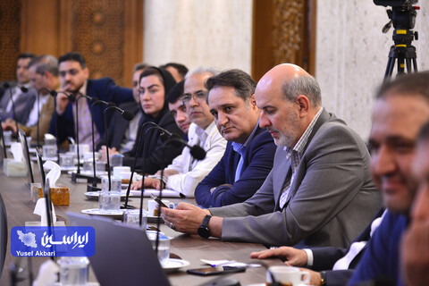 نشست هم‌اندیشی فعالان صنعت فولاد در اتاق بازرگانی اصفهان