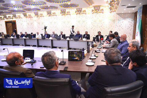نشست هم‌اندیشی فعالان صنعت فولاد در اتاق بازرگانی اصفهان
