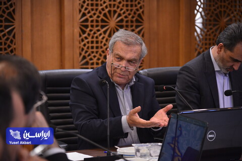 نشست هم‌اندیشی فعالان صنعت فولاد در اتاق بازرگانی اصفهان