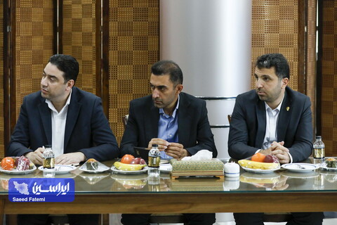 نشست مشترک سازمان بورس و فولاد مبارکه