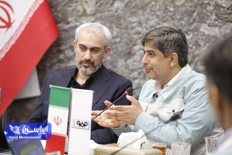 بازدید وزیر اقتصاد از فولادمبارکه
