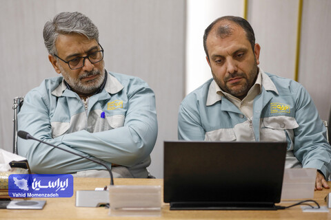 بازدید وزیر اقتصاد از فولادمبارکه