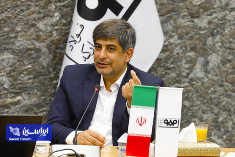 بازدید دکتر افشین معاون علمی رییس جمهور از فولاد مبارکه