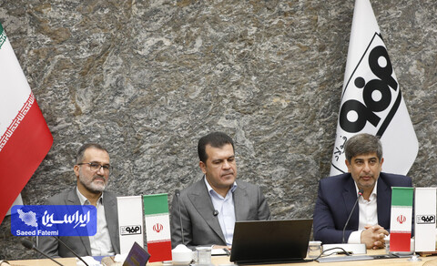 بازدید دکتر افشین معاون علمی رییس جمهور از فولاد مبارکه