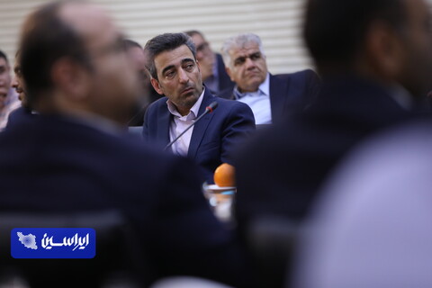 نشست مدیرعامل گروه فولاد مبارکه با حضور ۵۰ شرکت دانش‌بنیان و فناور