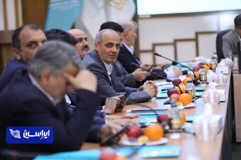 نشست مدیرعامل گروه فولاد مبارکه با حضور ۵۰ شرکت دانش‌بنیان و فناور