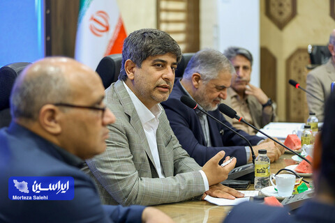 نشست مدیرعامل فولادمبارکه با روسای دانشگاه اصفهان