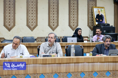 نشست مدیرعامل فولادمبارکه با روسای دانشگاه اصفهان