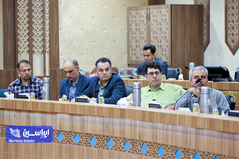 نشست مدیرعامل فولادمبارکه با روسای دانشگاه اصفهان