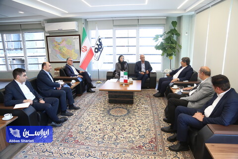 نشست مدیرعامل گروه فولاد مبارکه با انجمن لوازم خانگی