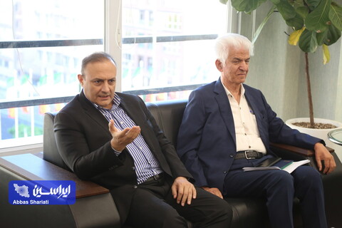 نشست مدیرعامل گروه فولاد مبارکه با انجمن قطعه سازان