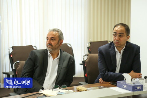 نشست مدیرعامل گروه فولاد مبارکه با انجمن تولید کنندگان لوله های قطور