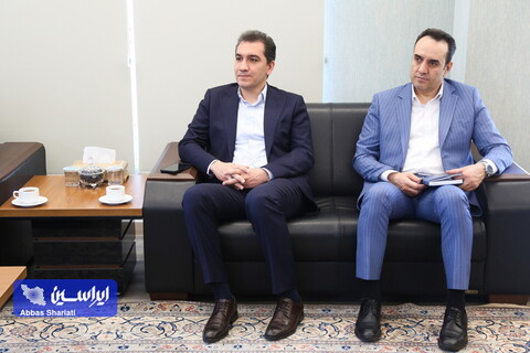 نشست مدیرعامل گروه فولاد مبارکه با مدیرعامل بانک تجارت