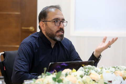 از مدیریت استخراج تا رهبری تحول