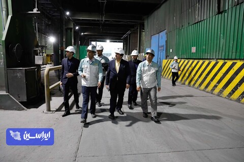بازدید مدیر عامل بانک توسعه رفاه کارگران و اعضای هیئت مدیره گروه فولاد از شرکت فولادمبارکه