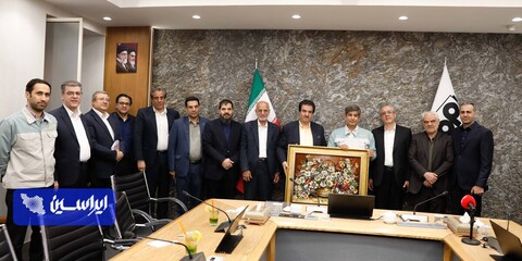 بازدید مدیر عامل بانک توسعه رفاه کارگران و اعضای هیئت مدیره گروه فولاد از شرکت فولادمبارکه