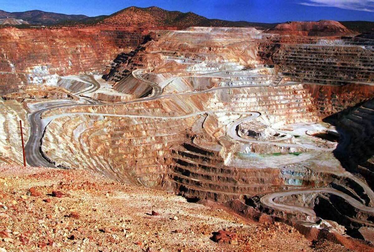 معدن؛ نقطه آغاز ارزش‌آفرینی برای صنعت کشور
