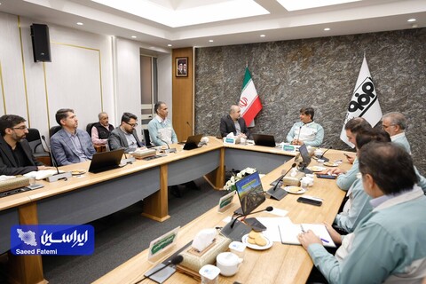 بازدید و نشست مشترک جناب آقاب بنی تبا معاون مرکز پژوهش های مجلس شورای اسلامی با مدیرعامل و معاونین گروه فولاد مبارکه