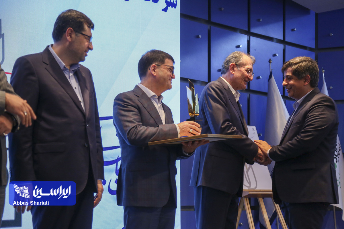 امتیاز ۷۳۰ حاصل بلوغ نظام‌های مدیریتی و تبدیل توانمندسازها به نتایج پایدار است/ هم‌ترازی توانمندسازها و نتایج، نشانه بلوغ فولاد مبارکه در تعالی سازمانی