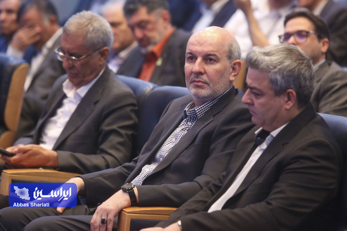 ششمین تندیس زرین تعالی سازمانی در ویترین فولاد مبارکه