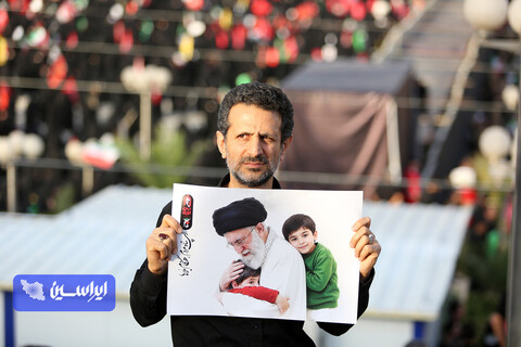 روز اول مراسم وداع با رهبر شهید در مصلی تهران