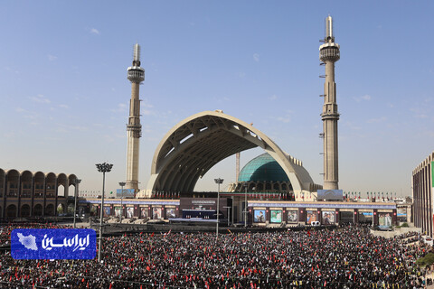 روز اول مراسم وداع با رهبر شهید در مصلی تهران