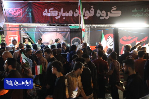 موکب گروه فولاد مبارکه میزبان مردم شرکت کننده در آیین تشییع رهبر شهید انقلاب