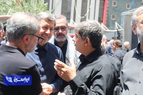 دومین روز برپایی موکب گروه فولاد مبارکه (وزارت صنعت معدن تجارت) در تهران به مناسبت تشییع رهبری/۱۴۰۵.۰۴.۱۴/عکاس: محمد علیئی