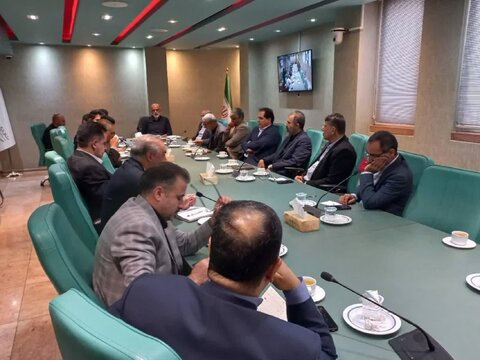 ذوب‌آهن آماده ریل‌گذاری قطار پرسرعت تهران–قم–اصفهان