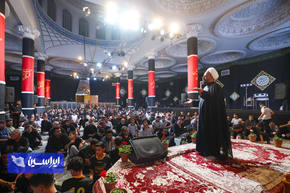 ایستادگی در سنگر تولید، جلوه‌ای از مقاومت در مسیر حق است