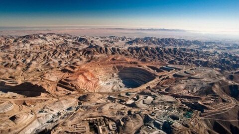 بازار مس در دو مسیر
