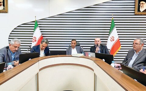برگزاری کارگاه هم‌اندیشی بازنگری استراتژی‌ها و اهداف شرکت فولاد سفیددشت