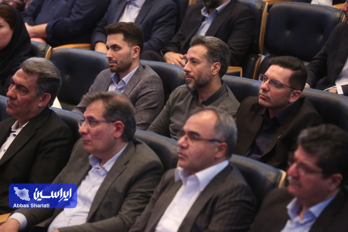 الگوی عبور فولاد مبارکه از بحران به بازسازی هوشمند