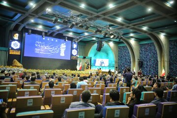 برگزاری آیین تجلیل از صادرکنندگان نمونه سال ۱۴۰۴ استان اصفهان
