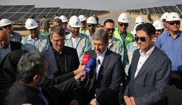 تمجید استاندار اصفهان از ایستادگی فولاد مبارکه پای خودتامینی انرژی