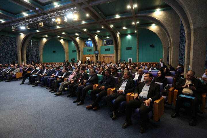 ایزینکس2026