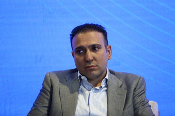 کارگزاری‌ها پل ارتباطی میان سرمایه‌گذار و سرمایه‌پذیرند 