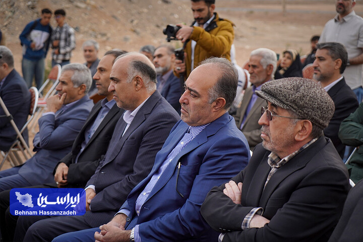 نیروگاه خورشیدی یک‌مگاواتی شرکت طالقان جی در شهر طالخونچه
