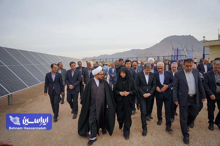 نیروگاه خورشیدی یک‌مگاواتی شرکت طالقان جی در شهر طالخونچه
